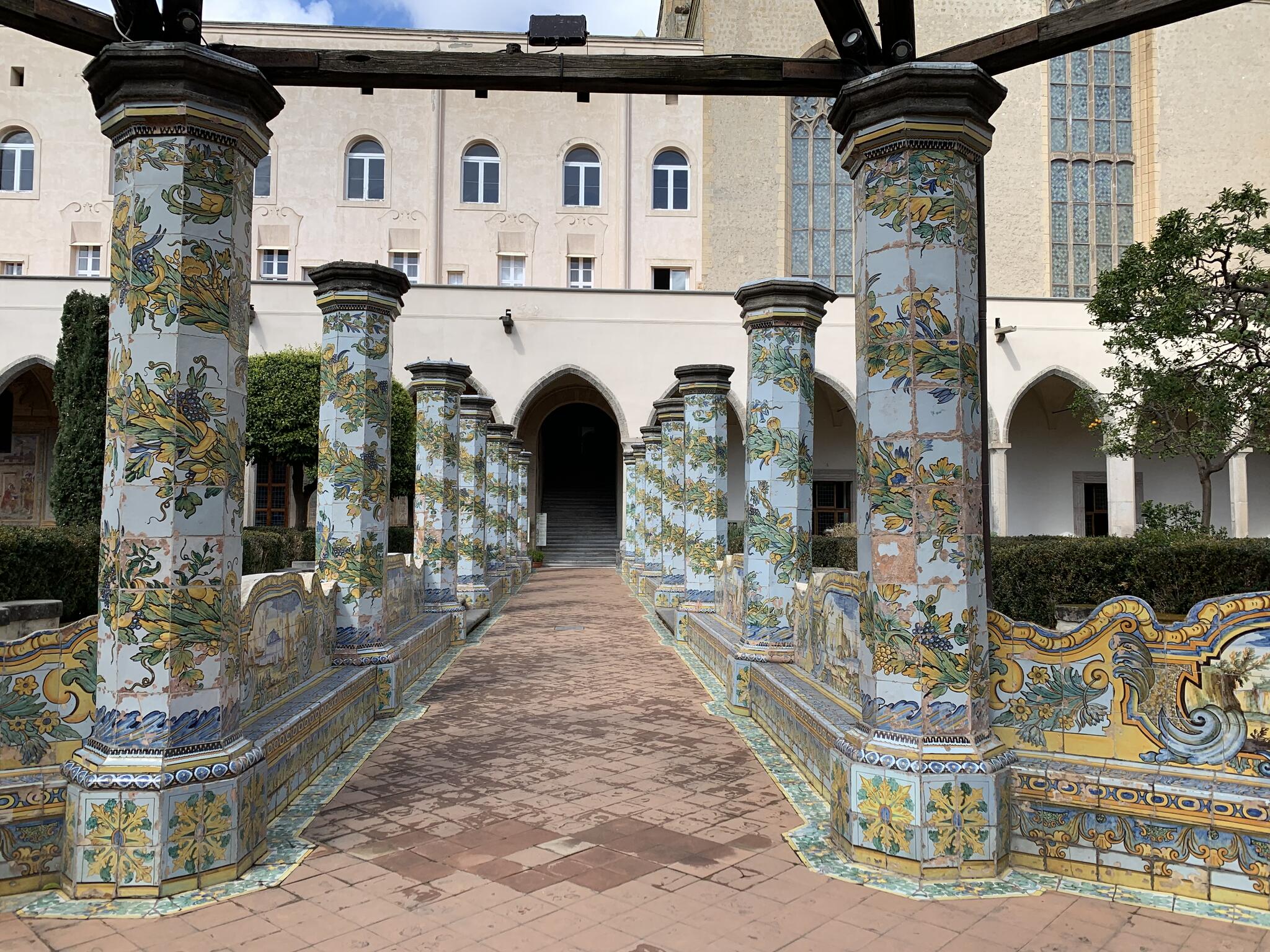 Basilique Sainte-Claire de Naples